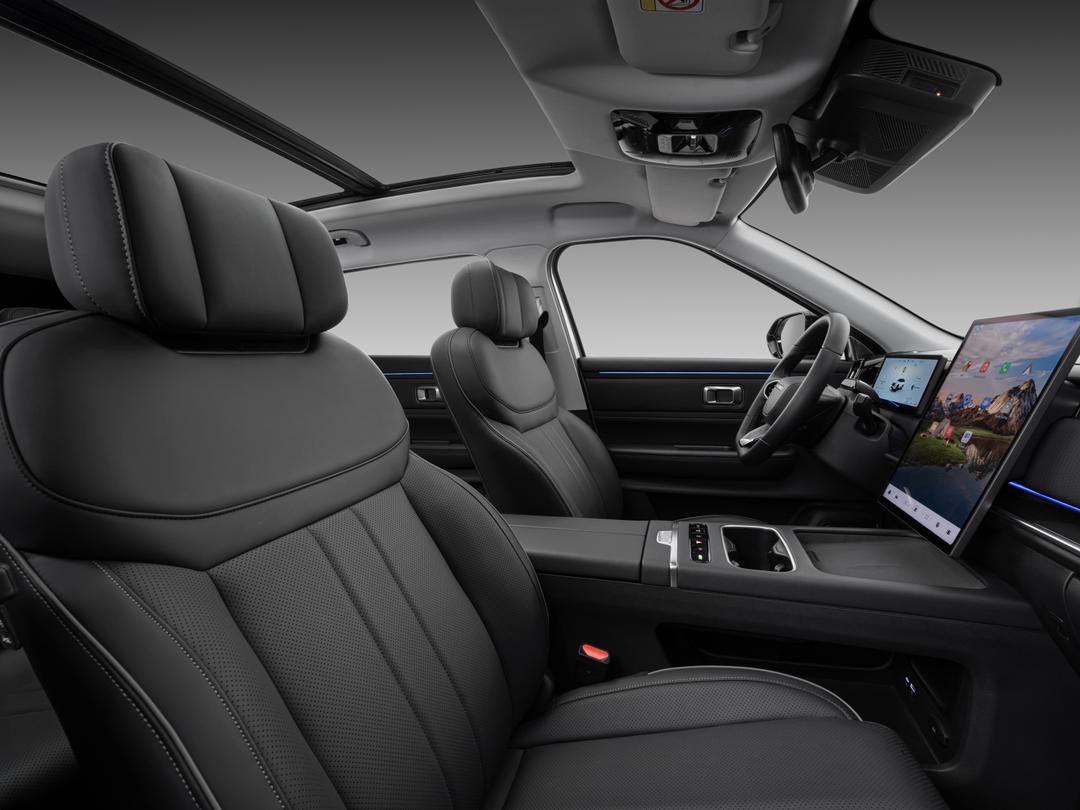 DSCF9492 (PHEV)-min.jpg