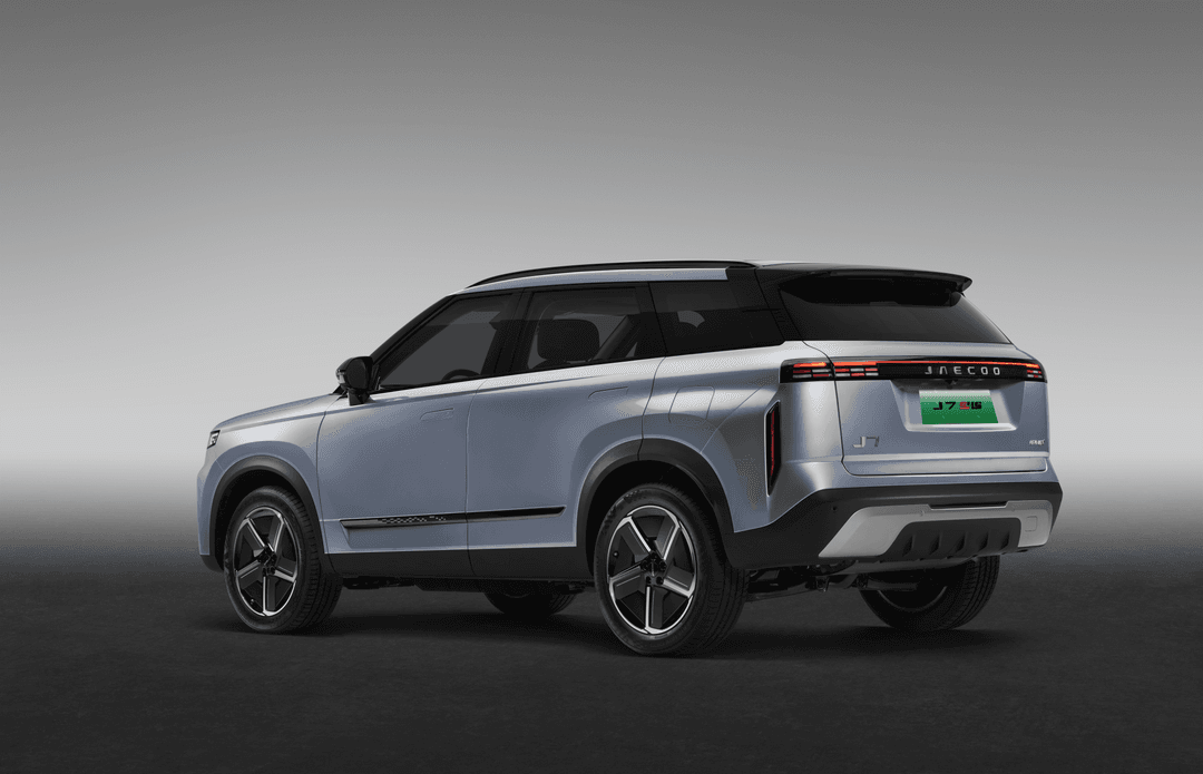 DSCF8310 (PHEV)_Silver Moonlight-min.png